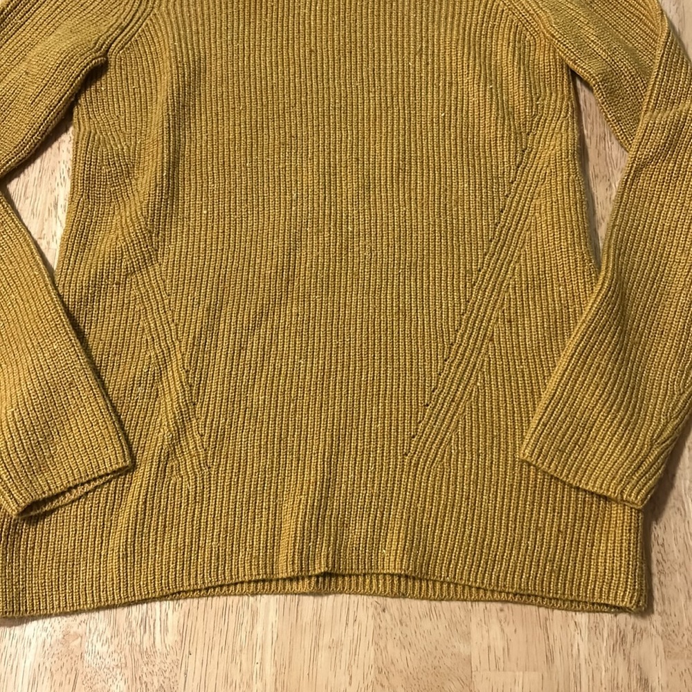 Talbots sweater - Picture 2 of 6